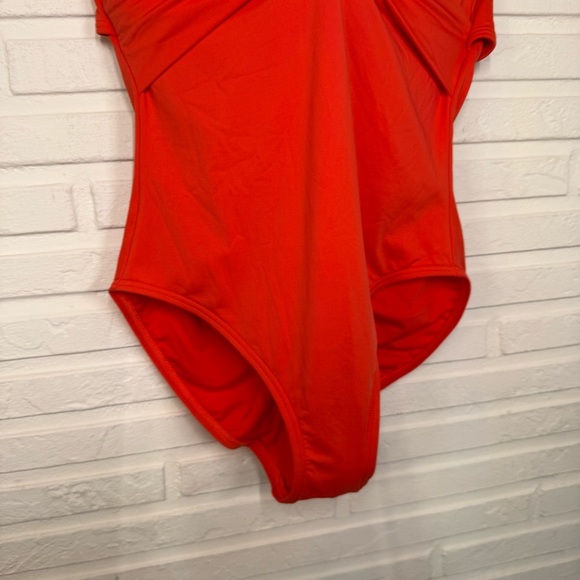 Kate Spade Hot Cherry Strapless Twist One Piece Bathing Suit, Women’s Size Small - Picture 3 of 10